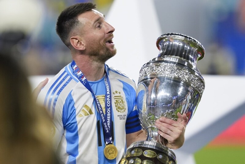 Lionel Messi để lại dấu ấn lớn tại Copa America với nhiều kỷ lục cá nhân và hai chức vô địch cùng Argentina.